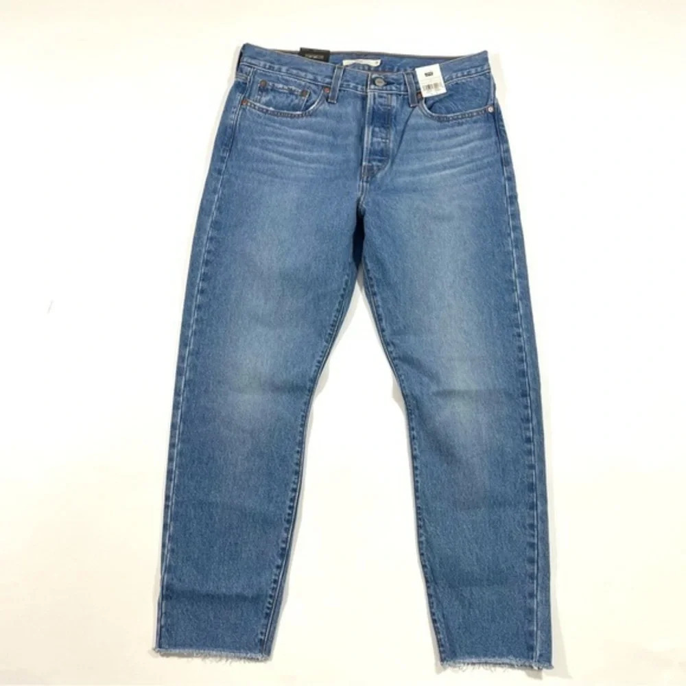 New Levi’s Wedgie Fit Jeans High Rise Button Fly Tapered